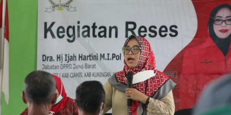 Hj Ijah Hartini Gelar Reses II Tahun 2021-2022, Serap Aspirasi soal Rutilahu