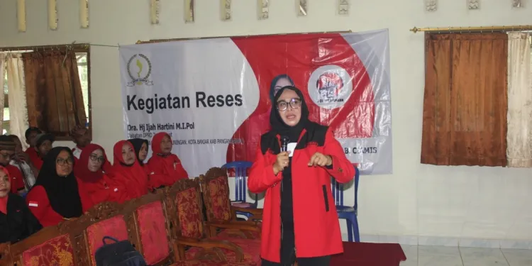 Hj IJah Hartini Dorong Program Pengembangan Desa Guna Pemerataan