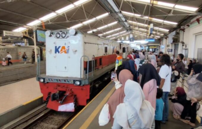 Capaian Tertinggi, Angleb 2026 Commuter Bandung Angkut 1,4 Juta Penumpang