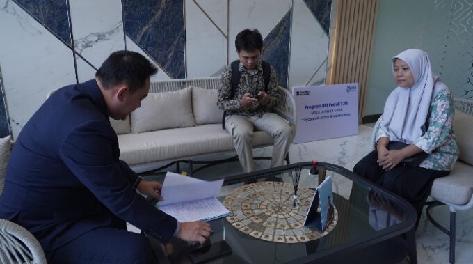 Yayasan Al Akbar Terima Mobil Jenazah dari BRI, Solusi Transportasi Warga Kini Lebih Mudah