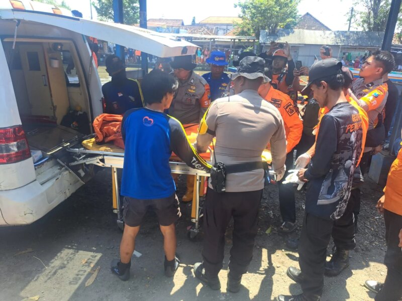 Hari Kelima Pencarian, Tim Sar Gabungan Temukan Balita Tenggelam di Sungai Kalidawir Kondisi tak Bernyawa – Detiktoday.com