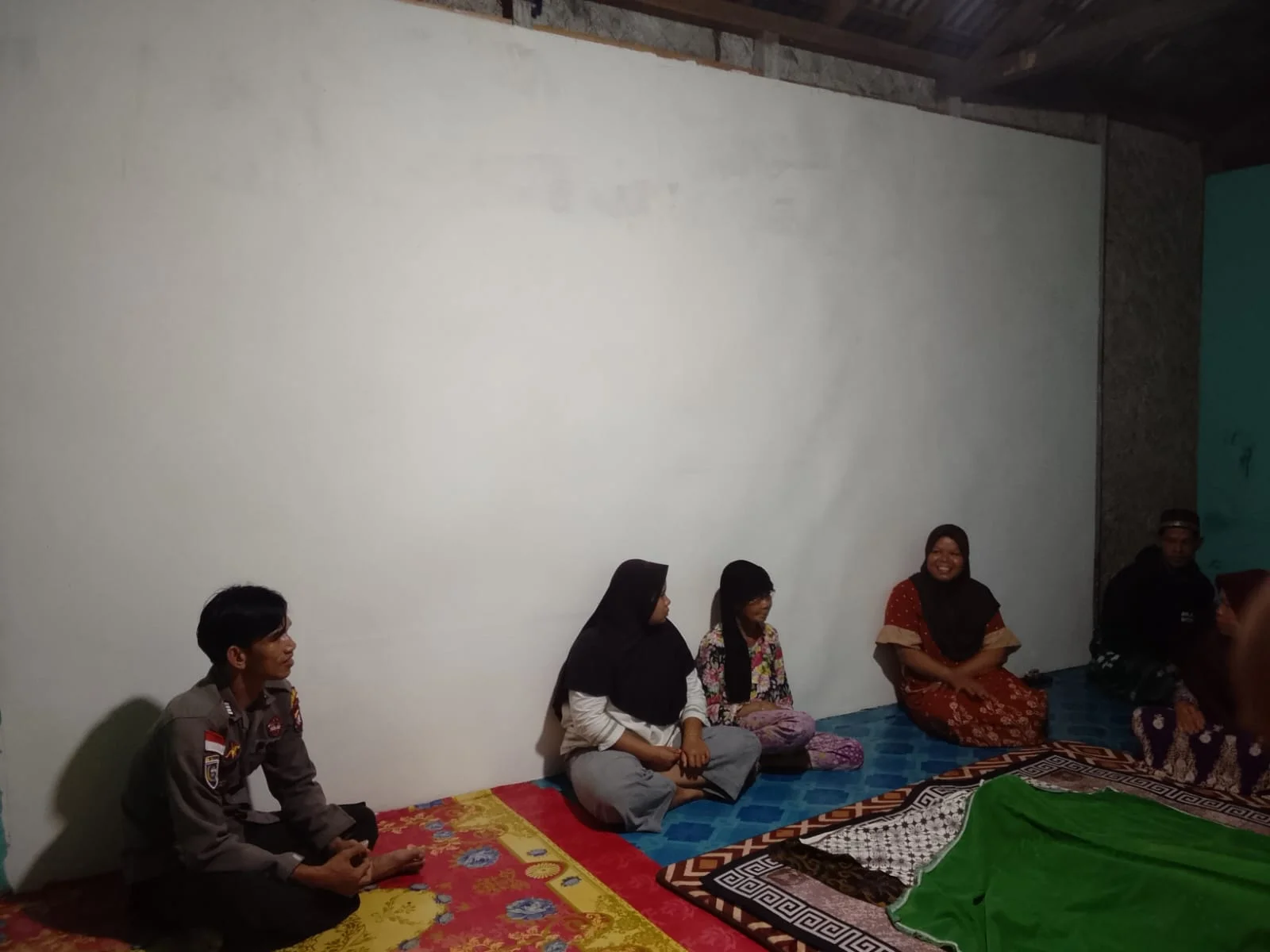 Tragis! Petani di Mentebah Kapuas Hulu Tewas Disambar Petir Saat Beri Pakan Sapi, 3 Ekor Ternak Ikut Mati – Detiktoday.com