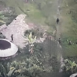 Anggota OPM Kodap III/Puncak Pimpinan Lekagak Talenggen Bakar Rumah Warga di Kampung Muara Distrik Pogoma, Tim Patroli Koops TNI Habema Amankan Lokasi