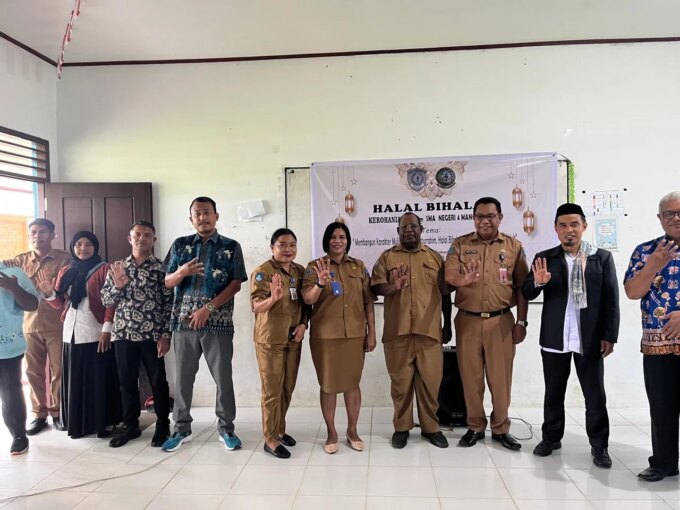 Pererat Silaturahmi Pascalebaran, SMA Negeri 4 Manokwari Gelar Halal Bihalal – Detiktoday.com