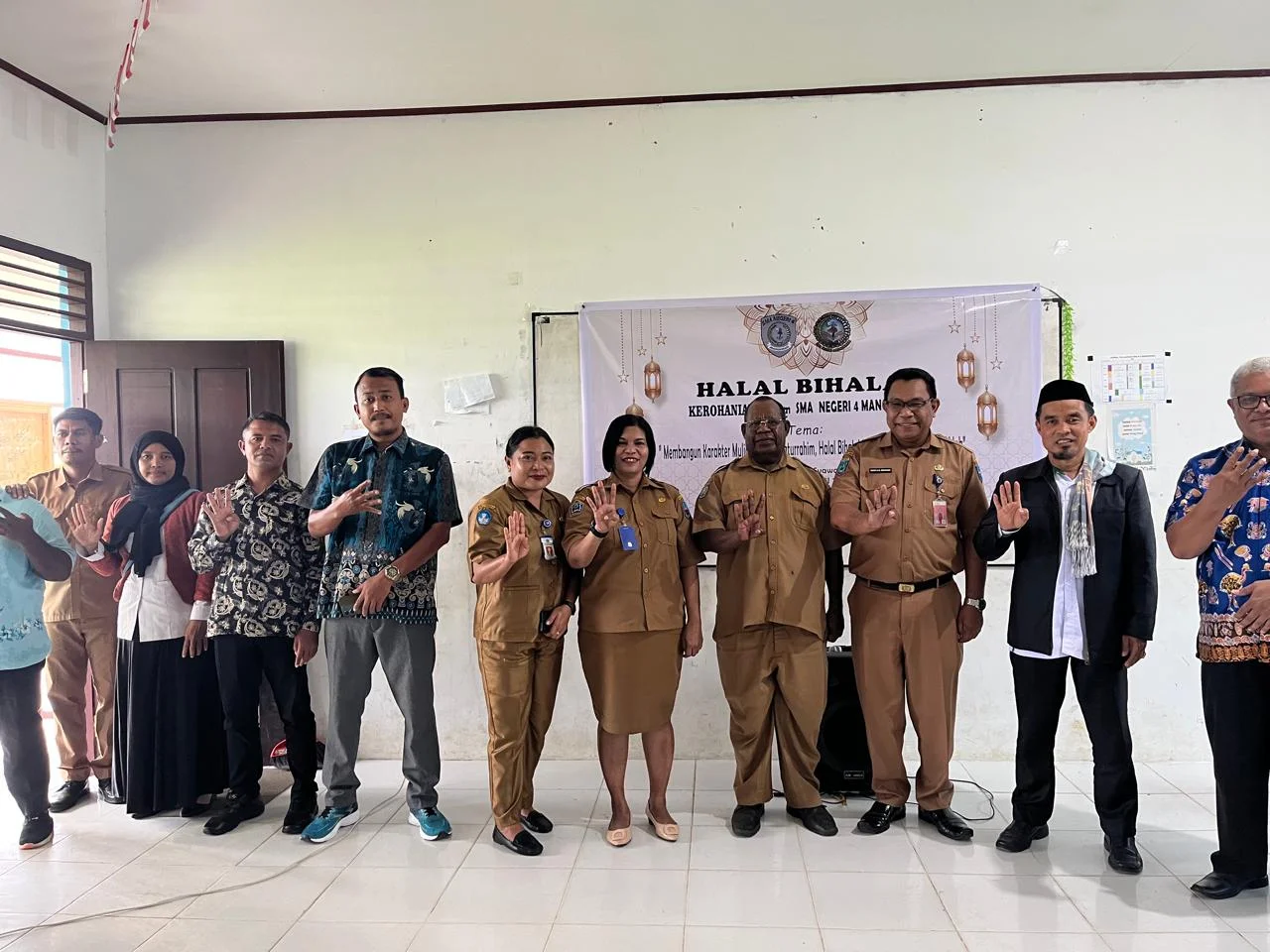 Pererat Silaturahmi Pascalebaran, SMA Negeri 4 Manokwari Gelar Halal Bihalal – Detiktoday.com