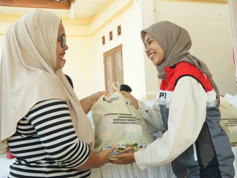Pertamina Patra Niaga Regional Sumbagsel Hadirkan Pasar Murah, Ringankan Beban Kebutuhan Pokok Warga Lubuk Linggau – Detiktoday.com
