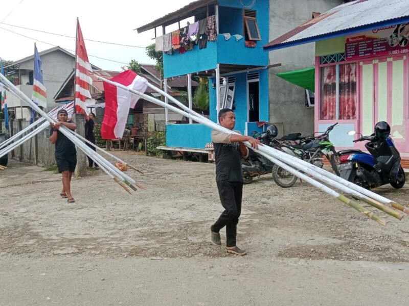 TNI dan Warga Sulap Kampung Jadi Simbol Persatuan, 200 Bendera Berkibar Serentak – Detiktoday.com