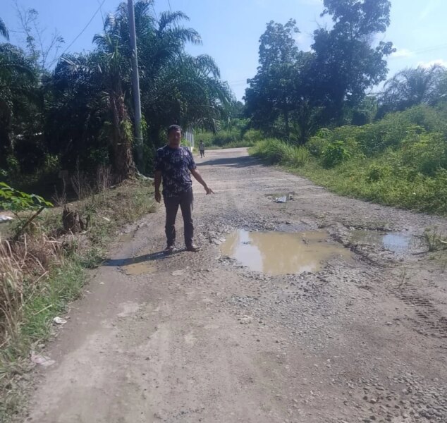 Jalan Rusak di Talang Akar Membahayakan, Warga Desak Perbaikan Segera – Detiktoday.com