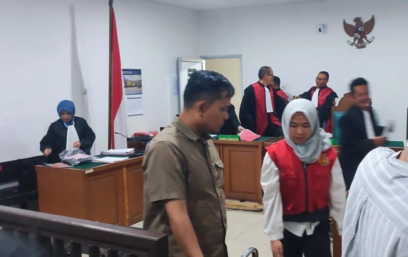 Curi Perhiasan Perak Berlapis Emas, Mahasiswi Sekaligus Blogger Rugikan Toko Ratusan Juta – Detiktoday.com
