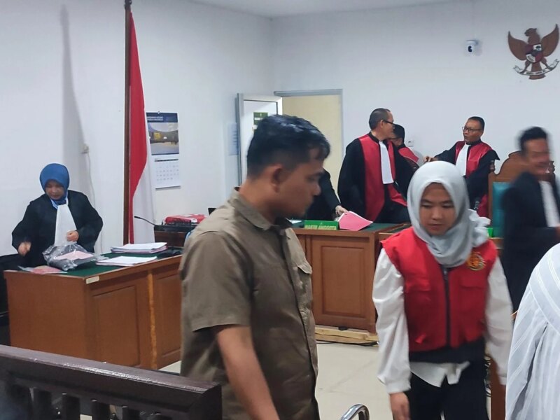 Curi Perhiasan Perak Berlapis Emas, Mahasiswi Sekaligus Blogger Rugikan Toko Ratusan Juta – Detiktoday.com