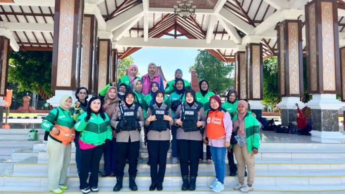 Polwan Polresta Sidoarjo Gelar Patroli Jenggala Presisi, Wujudkan Kamtibmas Tetap Kondusif – Detiktoday.com