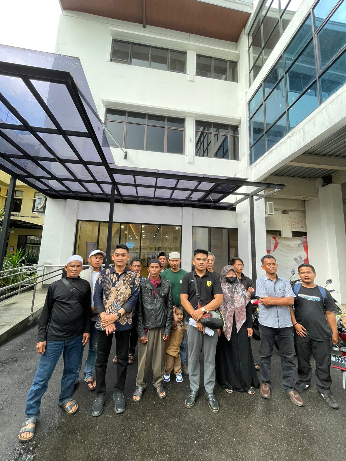 MASYARAKAT TERDAMPAK TANAH BERGERAK BANTARGADUNG SUKABUMI, SAMPAIKAN ASPIRASI KE KOMNAS HAM