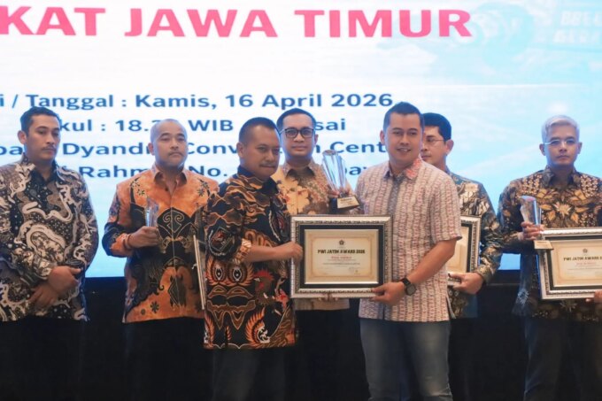 Dirut Tugu Tirta Kota Malang Dianugerahi PWI Jatim Award 2026 Wujud Nyata Transformasi Digital – Detiktoday.com