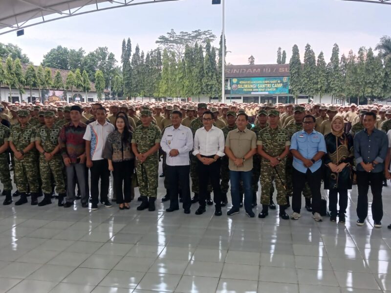 Diikuti Seribu Santri, Mayjen TNI Kosasih Resmi Buka Siliwangi Santri Camp