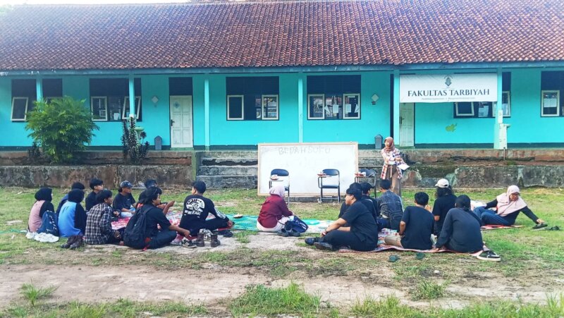 UKM Kultus Sinema INU Ciamis Gelar Bedah Buku, Bangun Tradisi Literasi Mahasiswa – Detiktoday.com