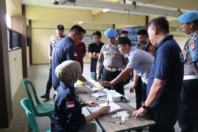 Bongkar HP Personel, Tes Urine 12 Anggota – Detiktoday.com