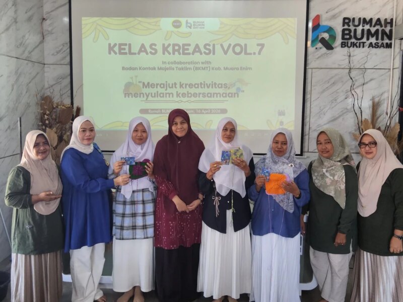 Dorong Kemandirian Ekonomi, PTBA dan BKMT Muara Enim Gelar Kelas Kreasi Vol.7 – Detiktoday.com