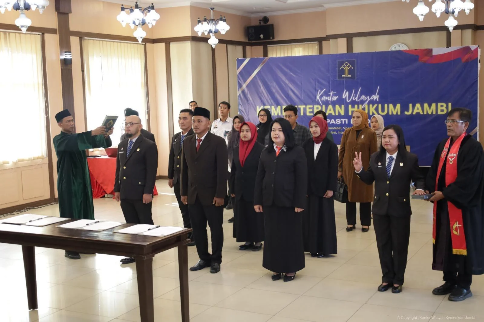 Kanwil Kemenkum Jambi Lantik Pejabat Fungsional, Anggota MPD Notaris, dan Notaris Pengganti – Detiktoday.com