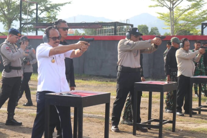 Eksibisi Menembak Bukan Sekadar Latihan, Tapi Perkuat Sinergi Pemda-Polri – Detiktoday.com