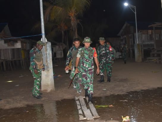 Dansatgas Tinjau Progres Pembangunan TMMD di Kampung Keakwa Pasca Pembukaan Resmi