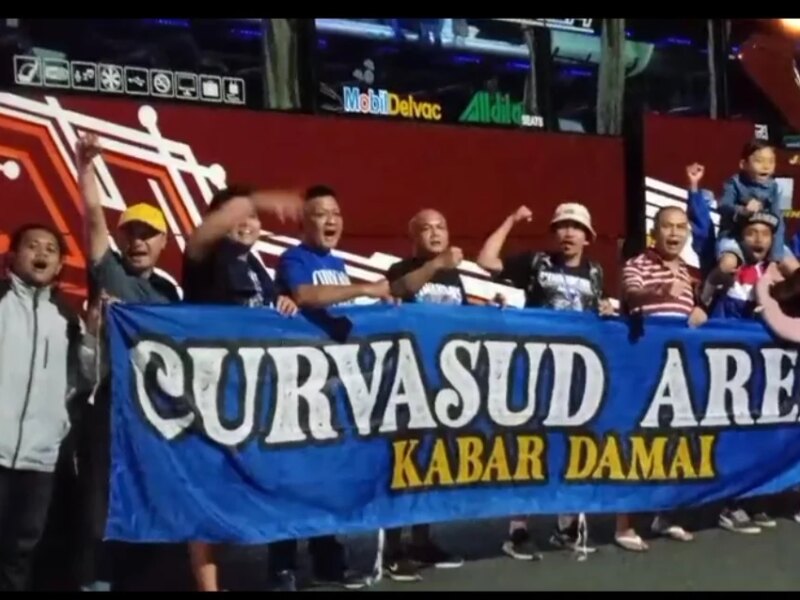 Tim Singo Edan Dapat Suntikan Semangat Dari Aremania Yang Hadir di Bandung – Detiktoday.com