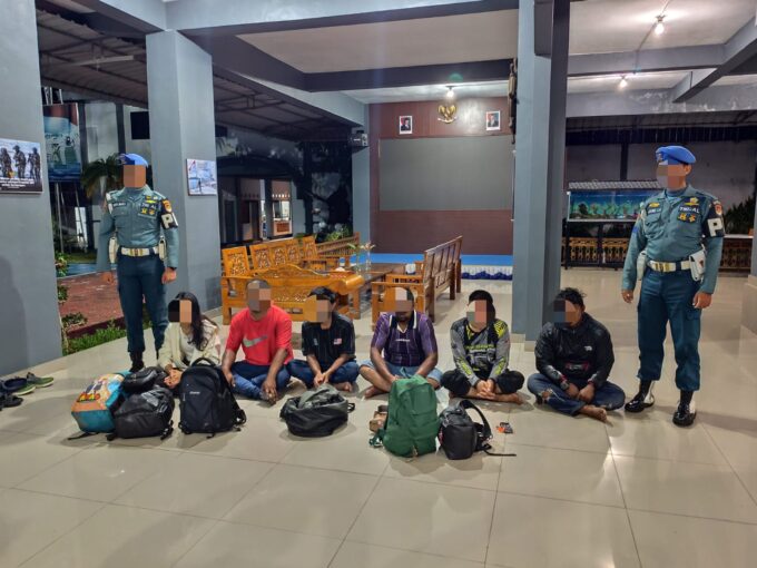 TNI AL dan BAIS TNI, Amankan PMI Non Prosedural di Karimun