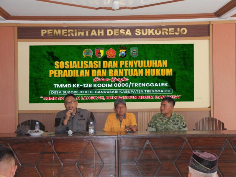 Gandeng Polri, Satgas TMMD Ke-128 Polri Sosialisasi Sadar Hukum