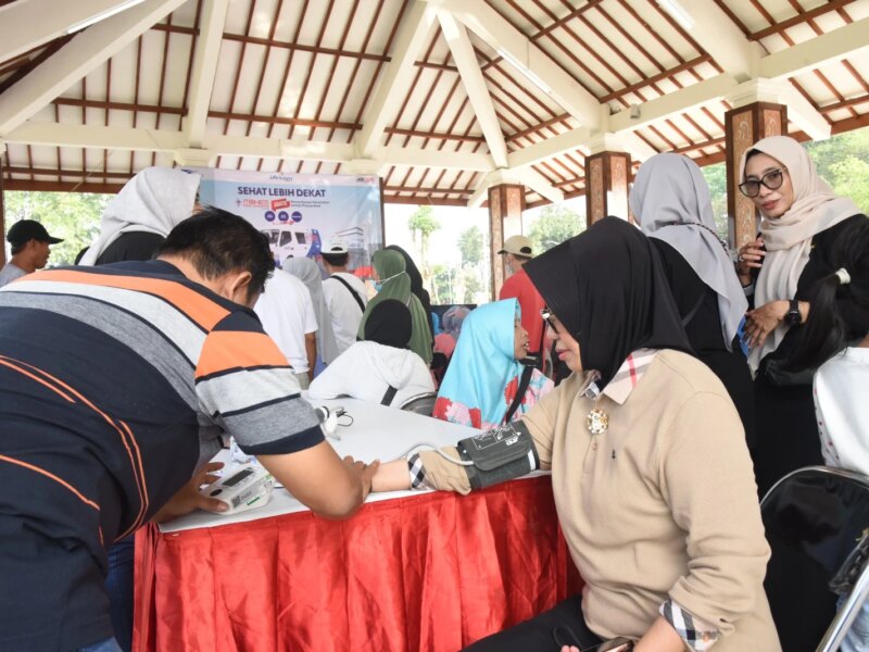 Dinas Kesehatan Gelar CKG Bersama Auto2000 di Car Free Day Sidoarjo – Detiktoday.com