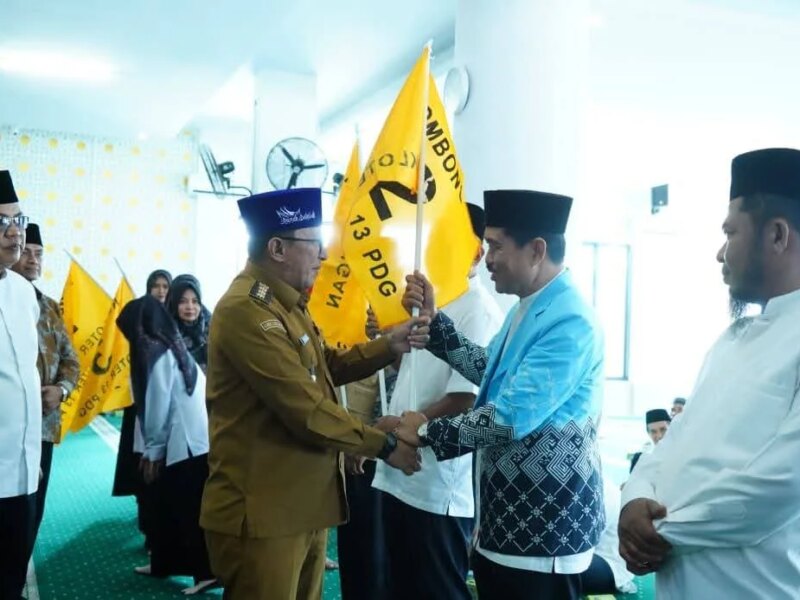 212 Jemaah Calon Haji Tanah Datar Dilepas Bupati Eka Putra – Detiktoday.com