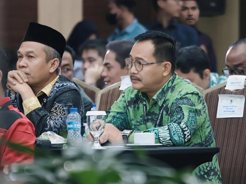 Antusias Ikuti Bimtek ASWAKADA , Wabup Rohman Serap Strategi Nasional Percepat Muba Maju  – Detiktoday.com