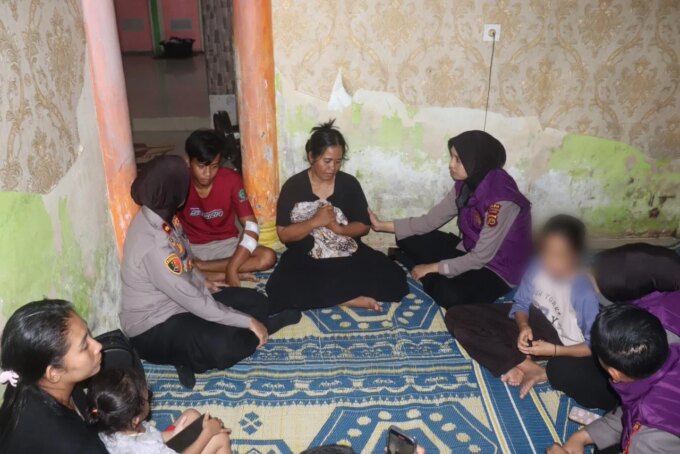 Pelaku Ketiga Penusukan Maut di Alam Barajo Diburu, Kapolda Jambi Turunkan Tim Trauma Healing untuk Keluarga Korban – Detiktoday.com