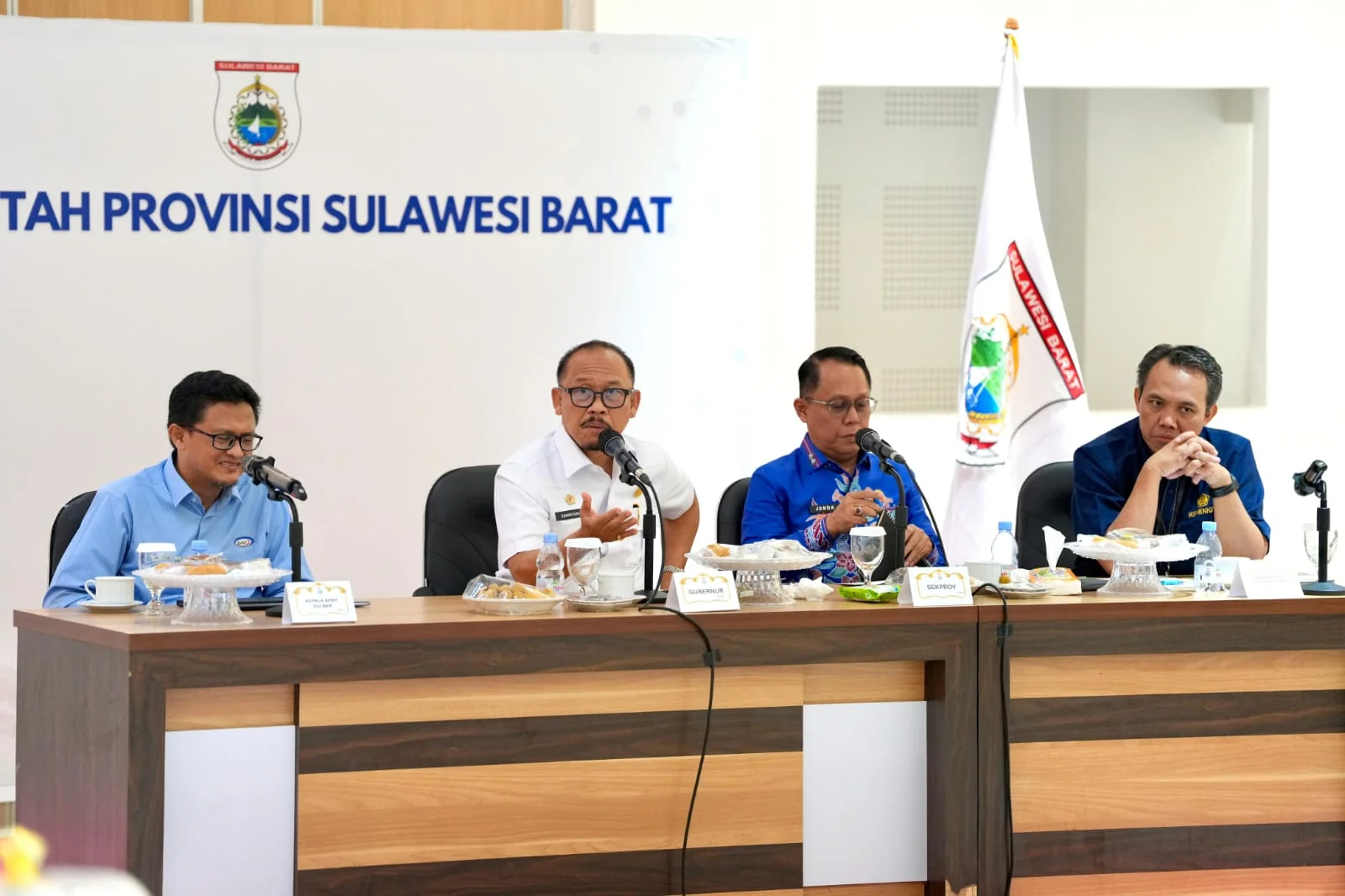 Evaluasi Triwulan I, Gubernur Sulbar Ingatkan Risiko APBD dan Pentingnya Data Akurat – Detiktoday.com