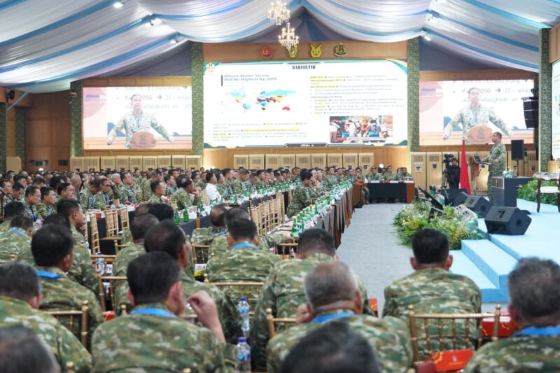 Dari Air Bersih hingga Jembatan, Kasad Ungkap Capaian Program TNI AD di Apel Dansat