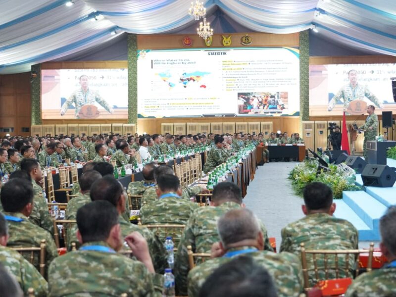 Dari Air Bersih hingga Jembatan, Kasad Ungkap Capaian Program TNI AD di Apel Dansat