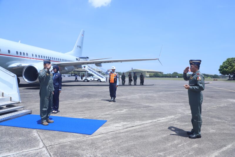 Kunjungi Lanud Sultan Hasanuddin, Kasau Tekankan Perwira TNI AU Harus Adaptif, Berkarakter, dan Tunjukkan Kualitas Kepemimpinan