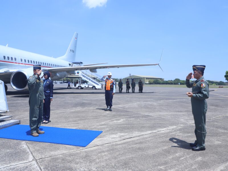 Kunjungi Lanud Sultan Hasanuddin, Kasau Tekankan Perwira TNI AU Harus Adaptif, Berkarakter, dan Tunjukkan Kualitas Kepemimpinan
