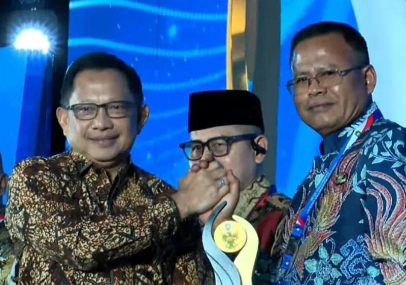Wali Kota Prabumulih Raih Penghargaan Nasional, Bukti Nyata Komitmen Kendalikan Inflasi untuk Rakyat – Detiktoday.com