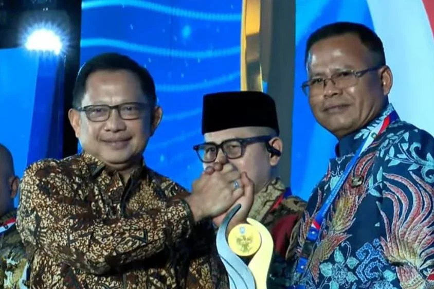 Wali Kota Prabumulih Raih Penghargaan Nasional, Bukti Nyata Komitmen Kendalikan Inflasi untuk Rakyat – Detiktoday.com