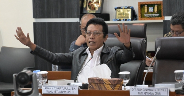 Adian Soroti Keras Kasus Perjanjian Kontrak PPPK di Kota Baubau