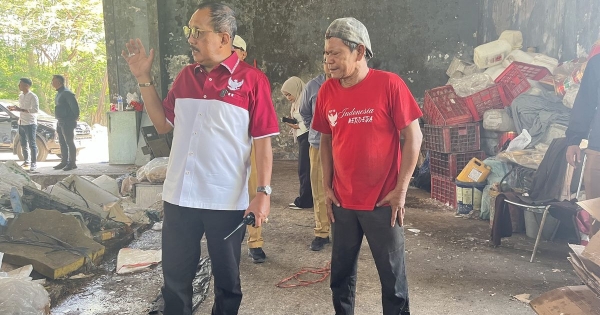 Armuji Sidak ke Gudang Mesin Pembakar Sampah yang Telah Lama Terbengkalai 