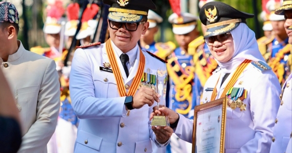 Banyuwangi Raih Peringkat Terbaik Kabupaten Berkinerja Tinggi se-Indonesia dari Kemendagri