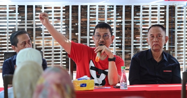 Kunjungi Dapil, ARW Pastikan Program Sambungan Listrik Gratis Tepat Sasaran