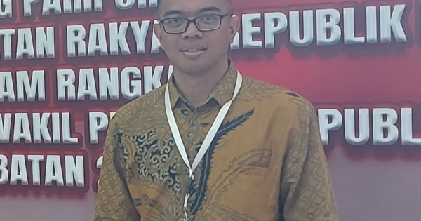 Penolakan Warung Mi Babi Sukoharjo Cederai Bhinneka Tunggal Ika