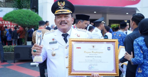 Raih Predikat Kinerja Tinggi, Kabupaten Nganjuk Masuk 10 Besar Nasional EPPD 2025