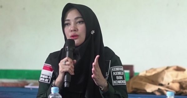 Sarifah Ainun Jariyah Beri Kursi Roda Untuk Ita Agar Lebih Mudah Beraktivitas dan Bahagia