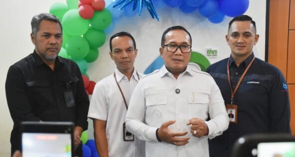 Sujiwo Alihkan Anggaran Infrastruktur Jalan ke Pembangunan Pendidikan