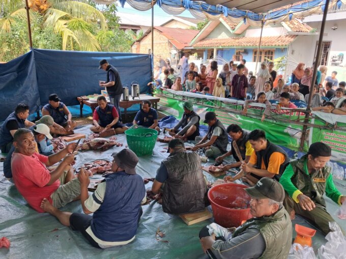 Masjid Darussaadah Sembelih 9 Sapi dan 10 Kambing di Hari Raya Idul Adha 1447 Hijriah – Detiktoday.com