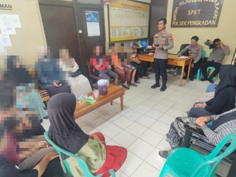 Damai di Mapolsek, Pelaku Minta Maaf, Hukum Adat Jadi Jalan Terakhir – Detiktoday.com