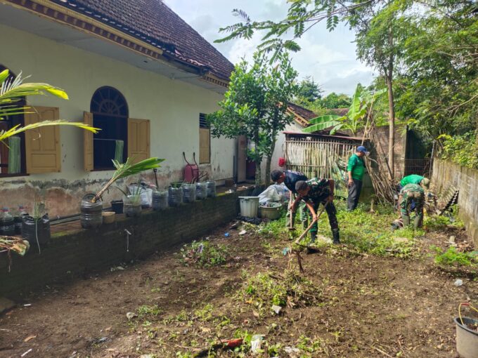 Satgas TMMD Bersih-Bersih, dari Gereja hingga Pasar Tradisional