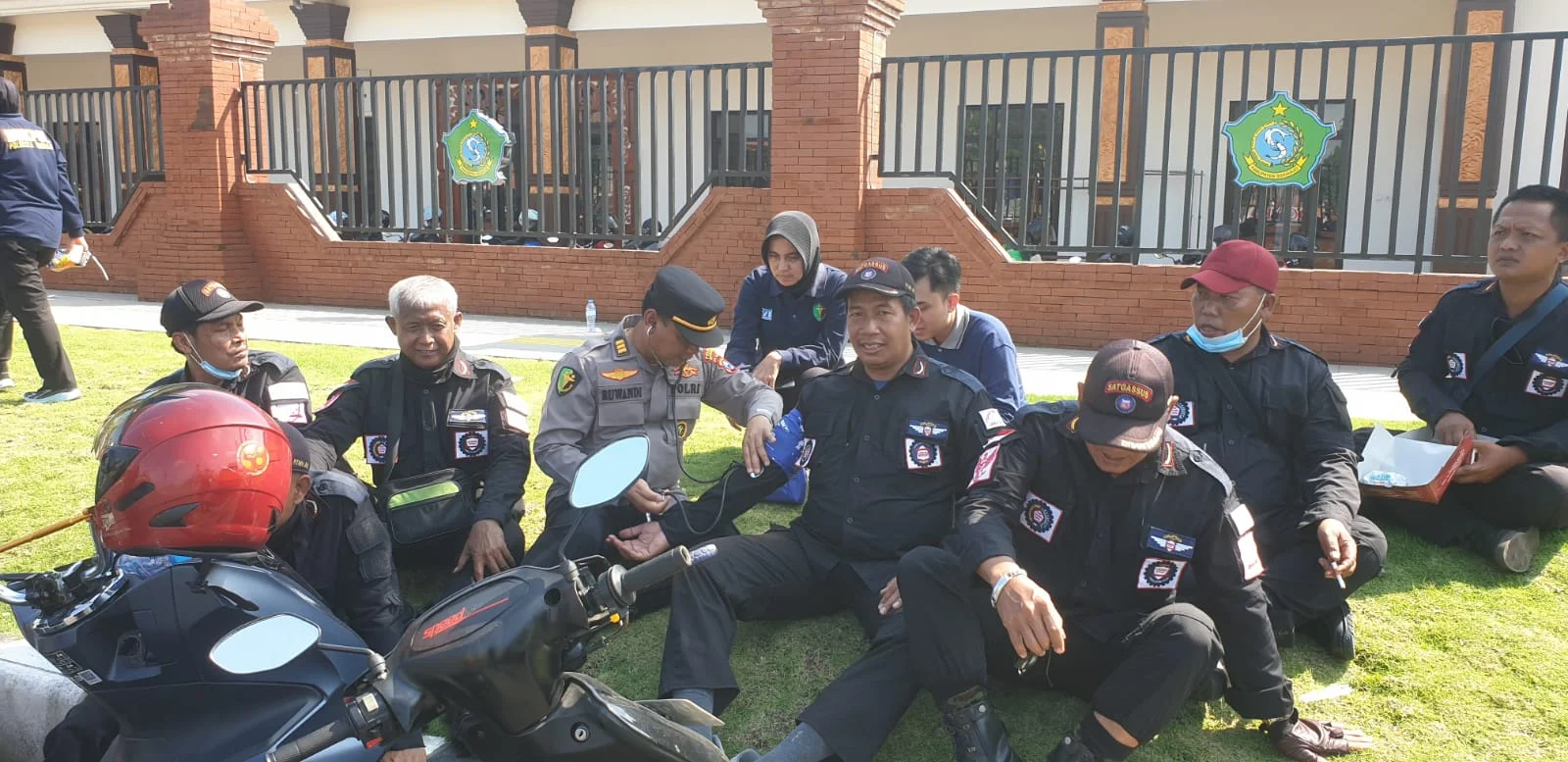 Polresta Sidoarjo Siagakan Tim Layanan Medis Dokkes, Pastikan Buruh dan Petugas Keamanan Sehat di May Day 2026 – Detiktoday.com
